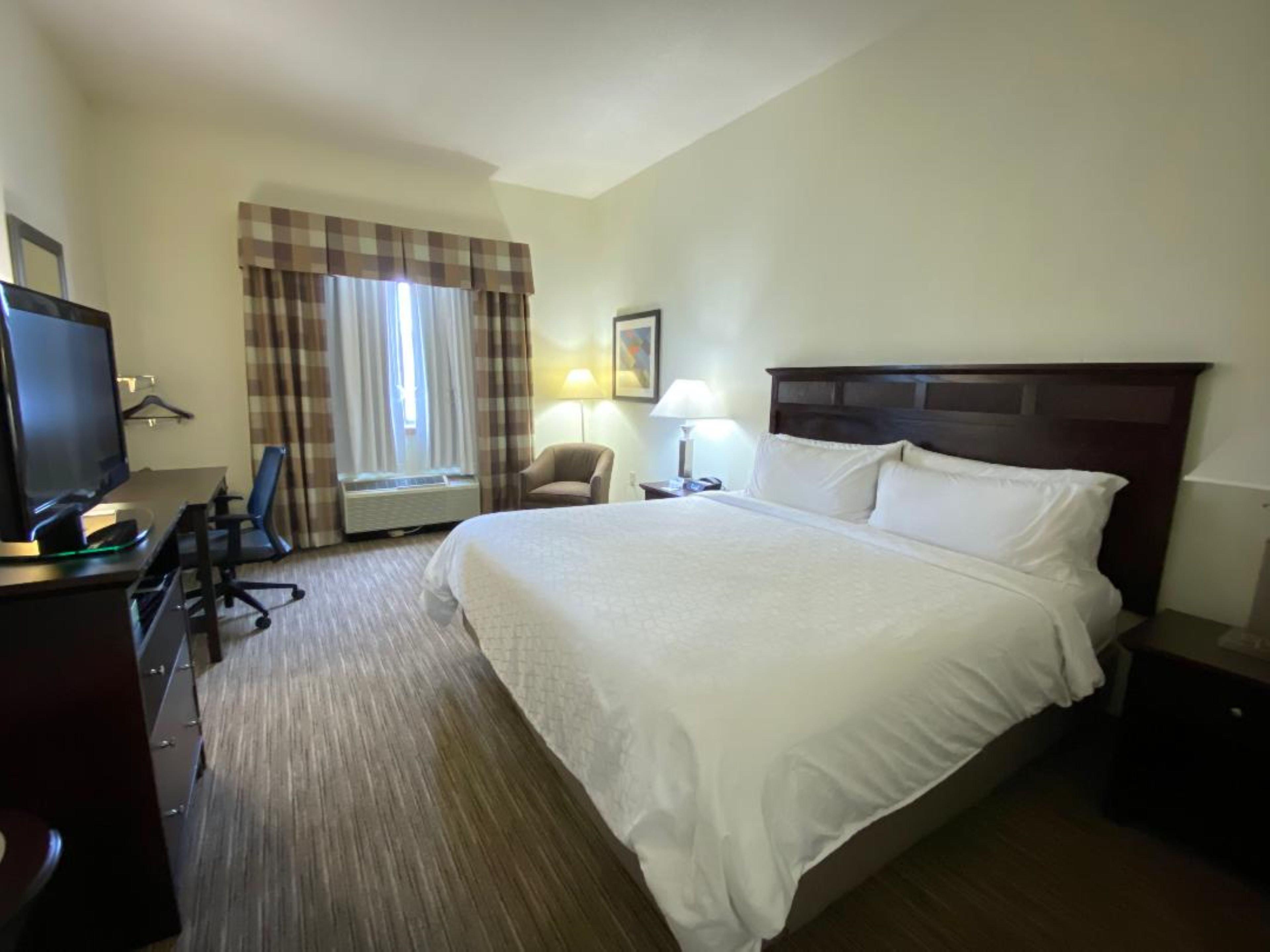 Hotel Express & Suites- By Ihg