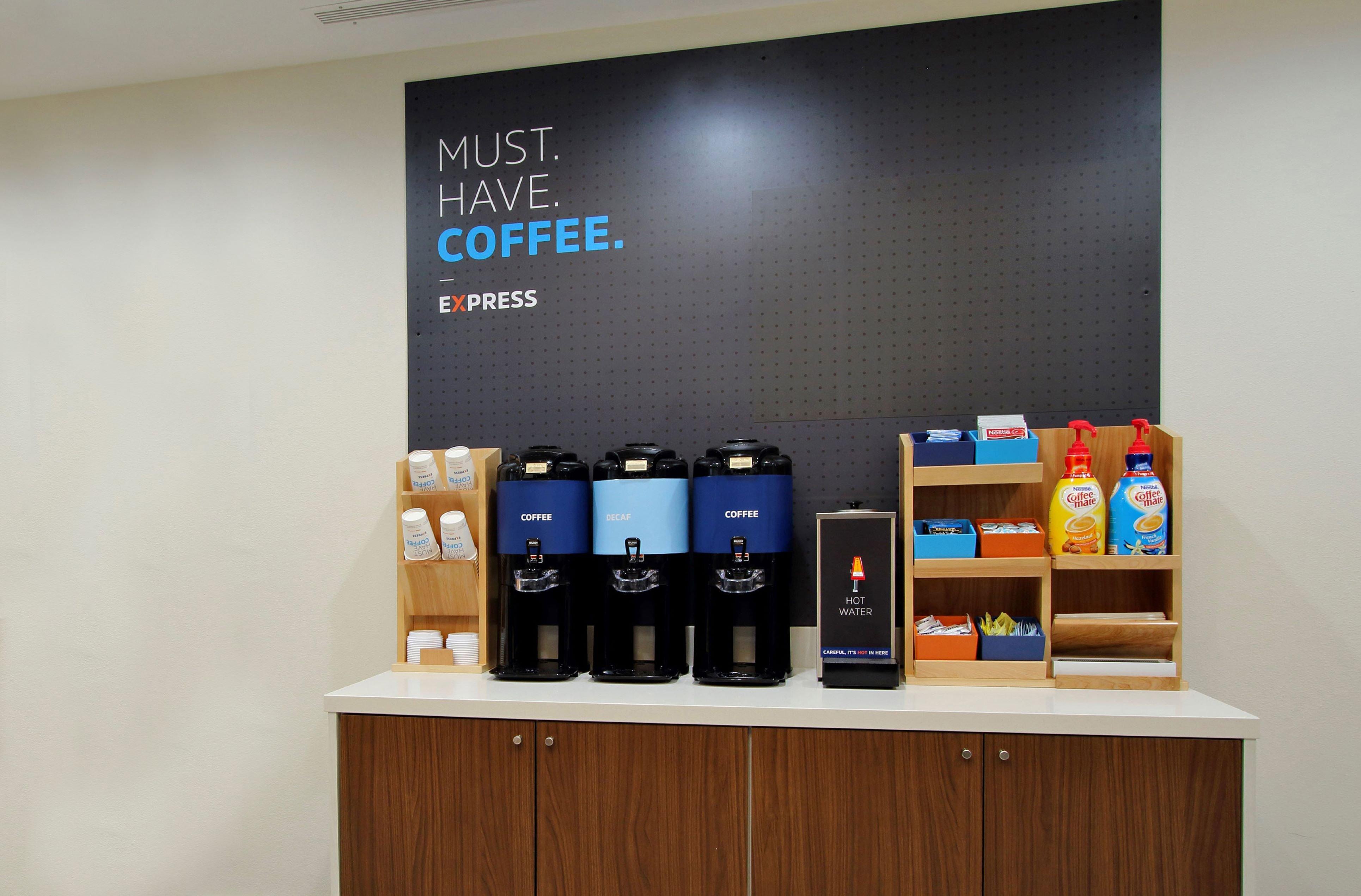 Express & Suites- By Ihg Hotel