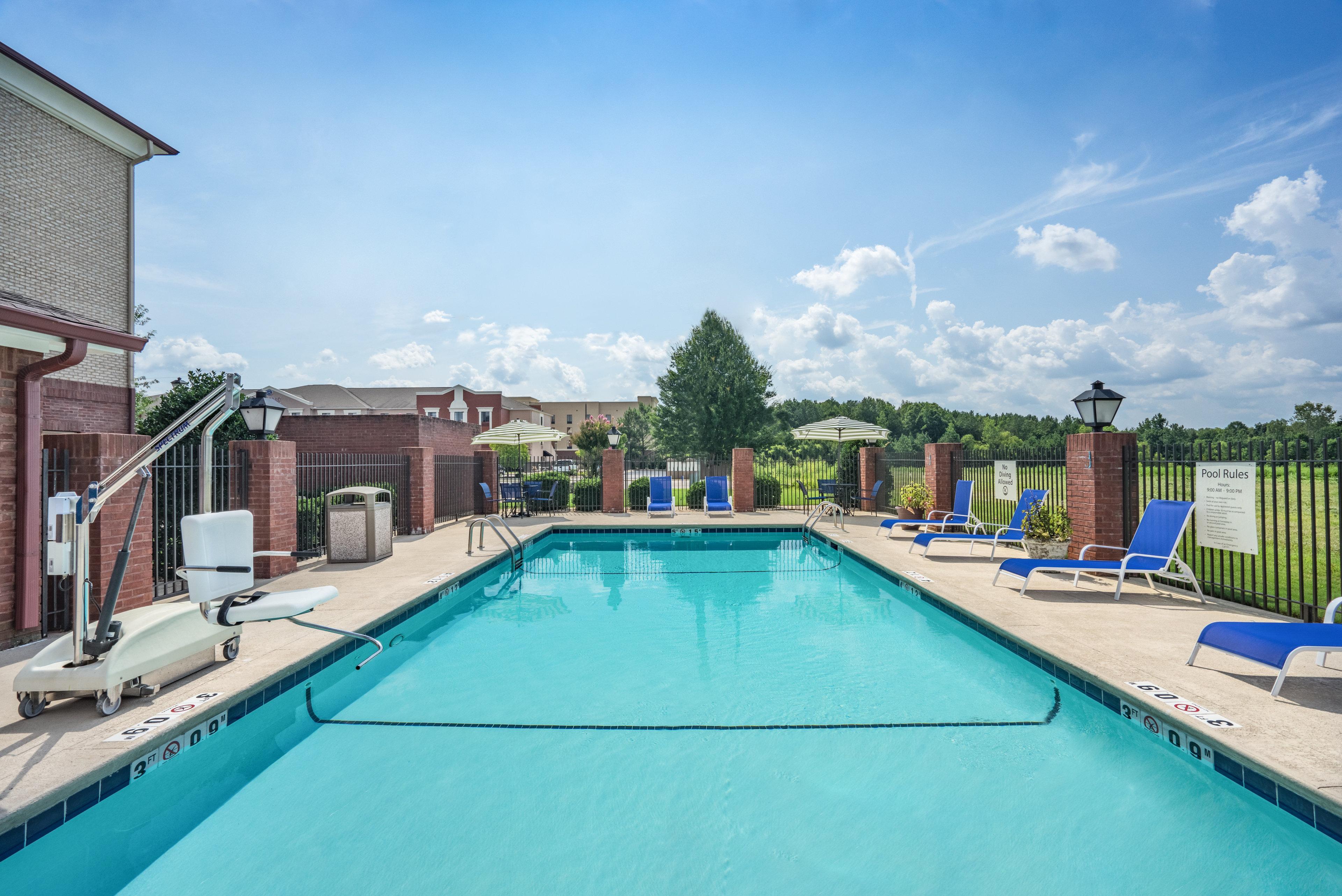 Hotel Express & Suites- By Ihg