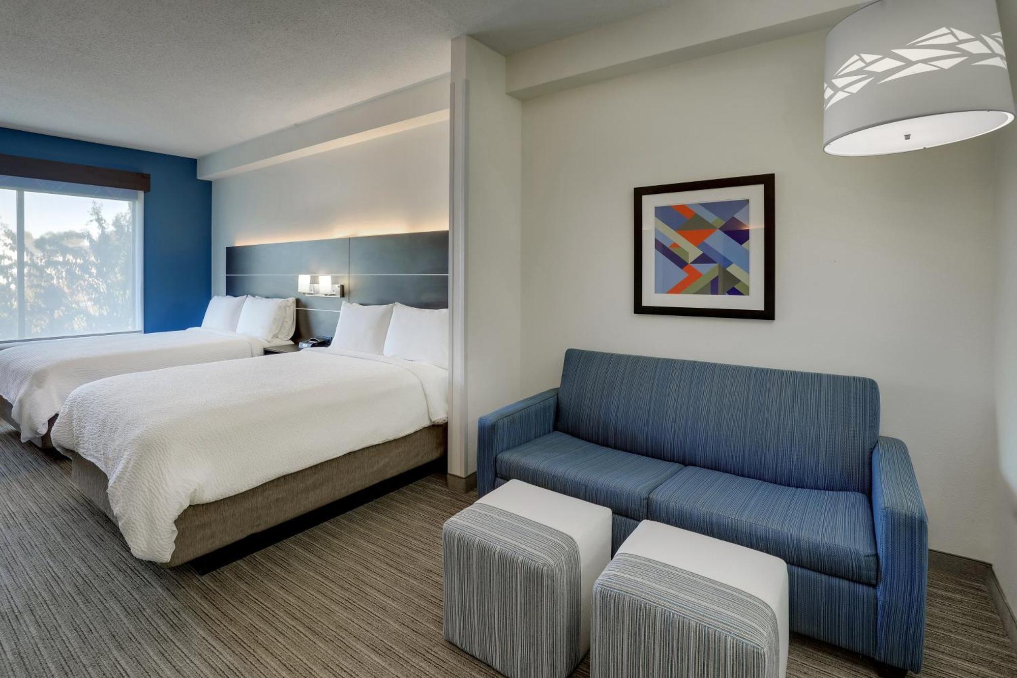 Hotel Express & Suites- By Ihg Gadsden